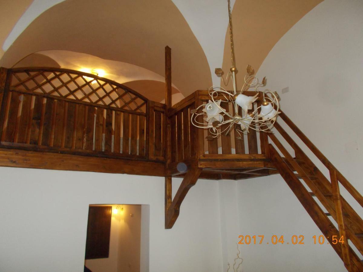 A Casa Di Monia Βίλα Felline Εξωτερικό φωτογραφία